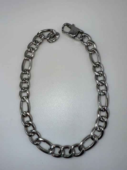 Stainless Steel 7mm Figaro Chain Bracelet
