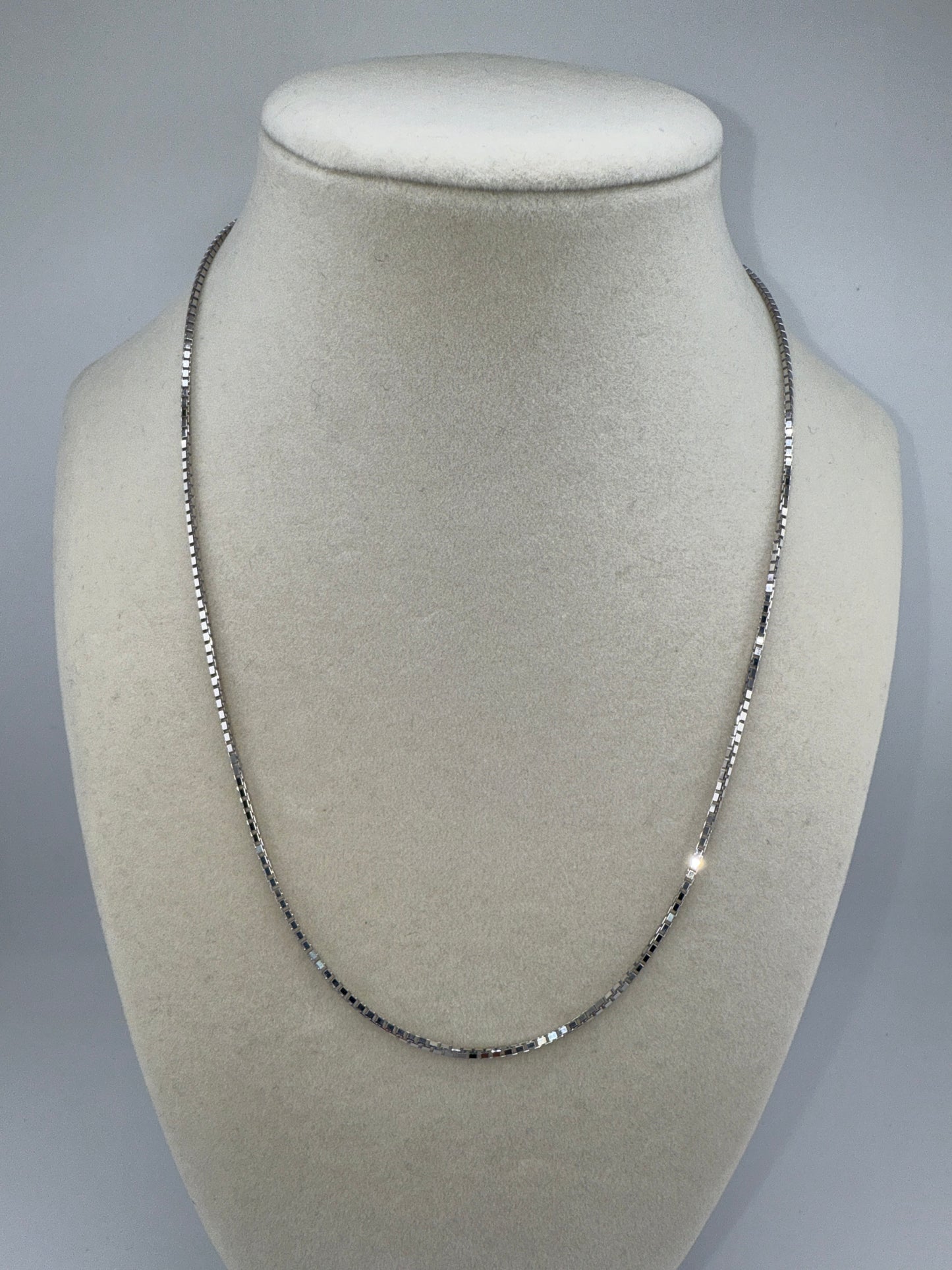 14k White Gold Box Chain, 18inches