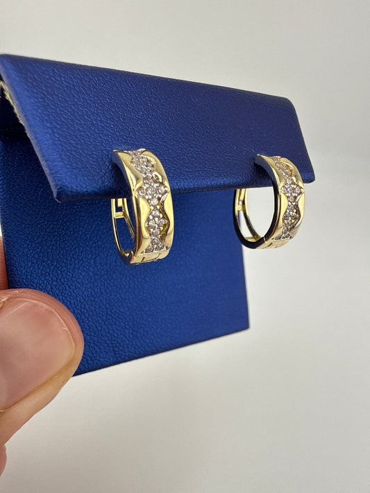 14k yellow gold and zirconia huggie earrings