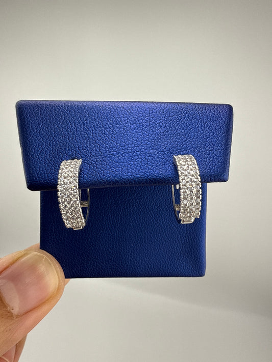 14k white gold with zirconia huggie earrings