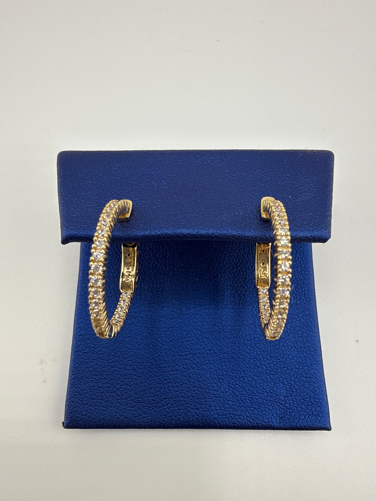 14k yellow gold and zirconia simple and brilliant hoops