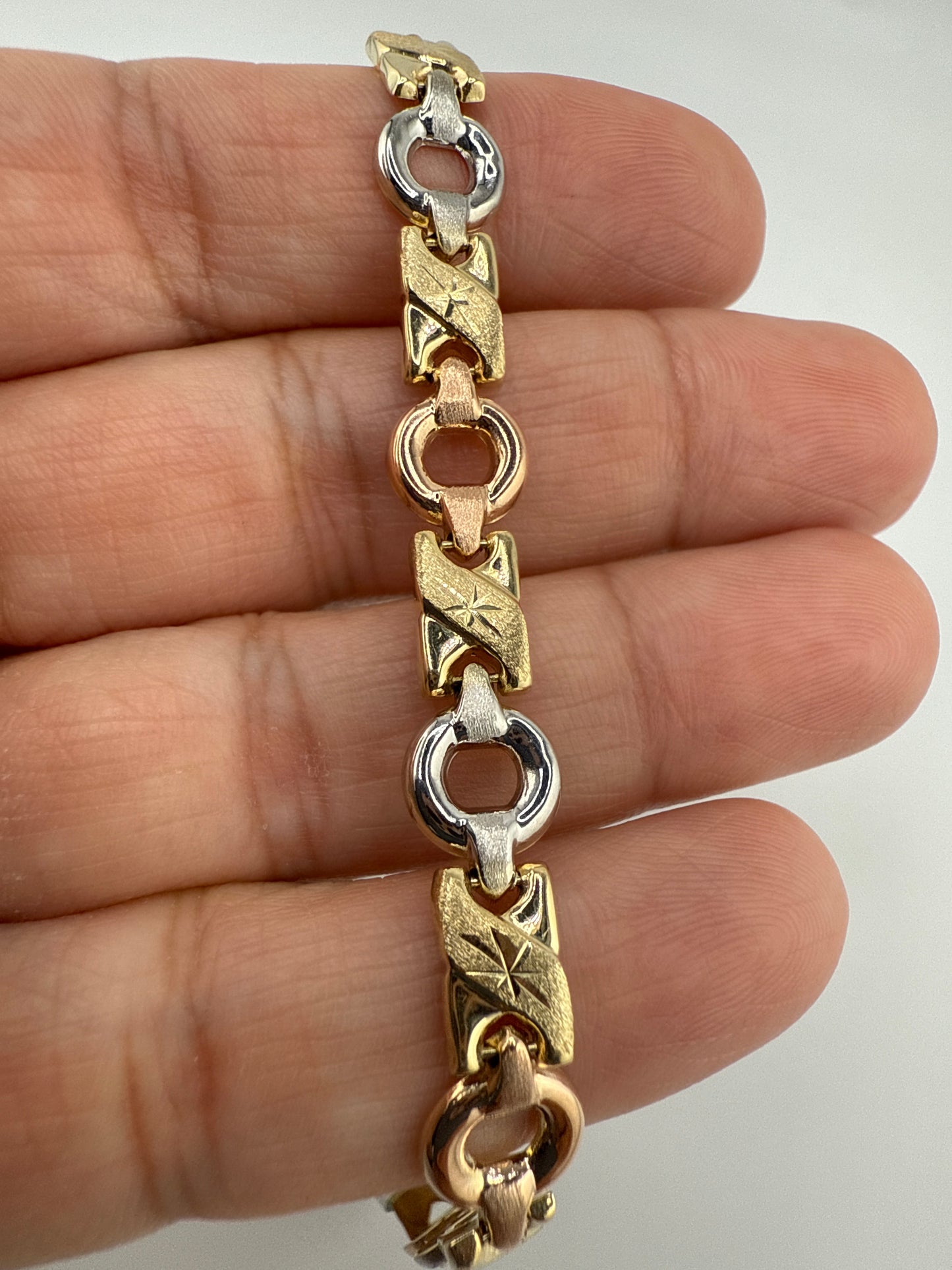14k tri-color gold XO open link bracelet | yellow gold, rose gold, white gold | star center design | 7.5 inches
