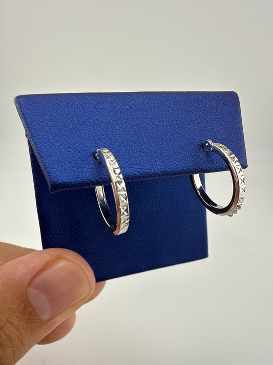 14k white gold simple, yet fancy cut, huggie earrings