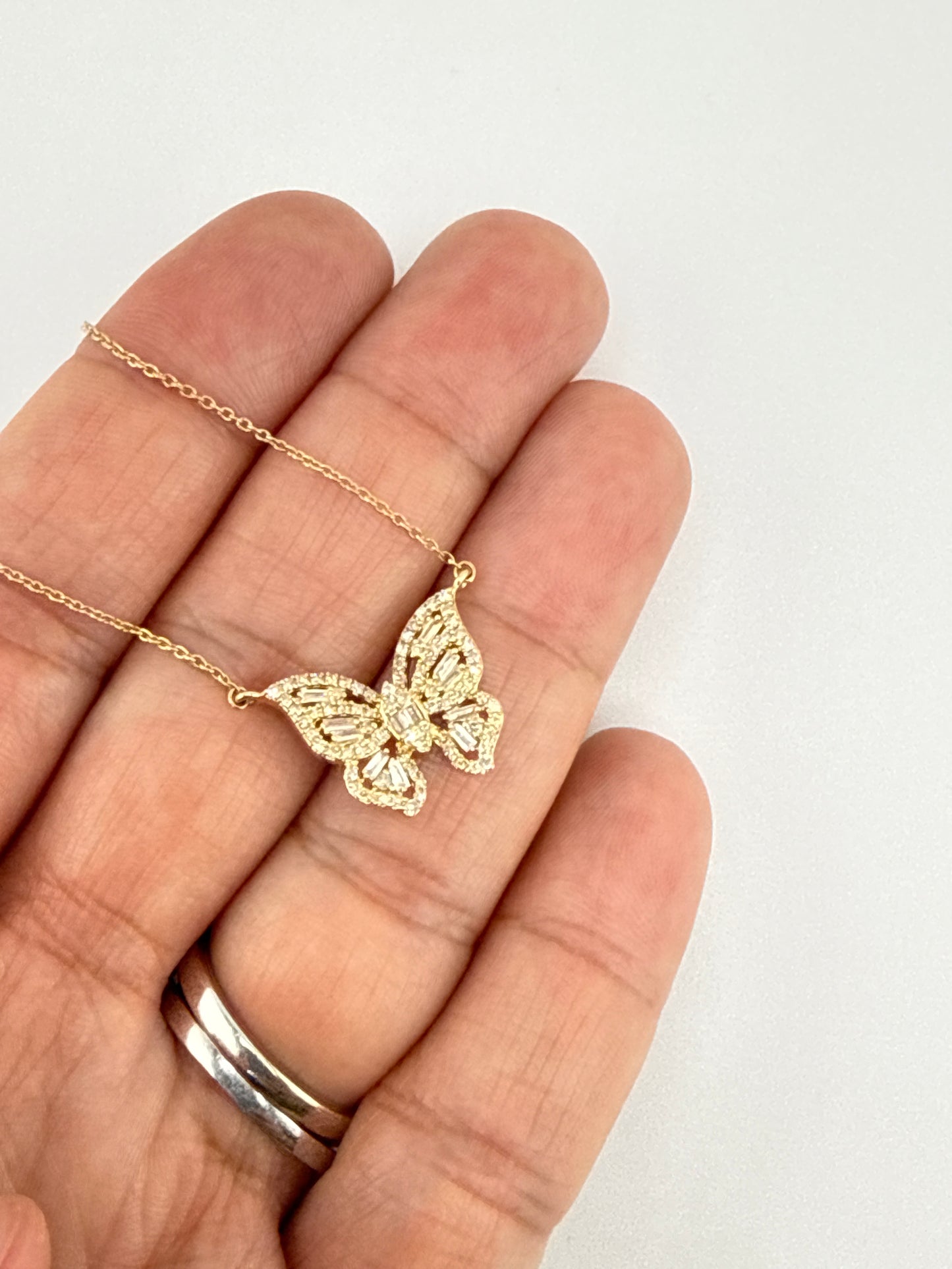 0.49ct diamond butterfly pendant | 14k gold chain