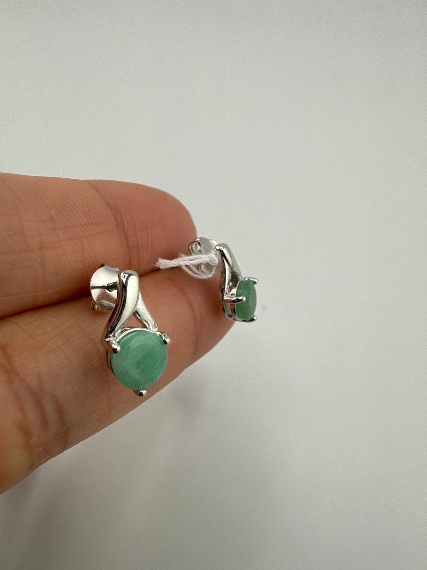 Sterling Silver Round Gemstone Emerald Earrings