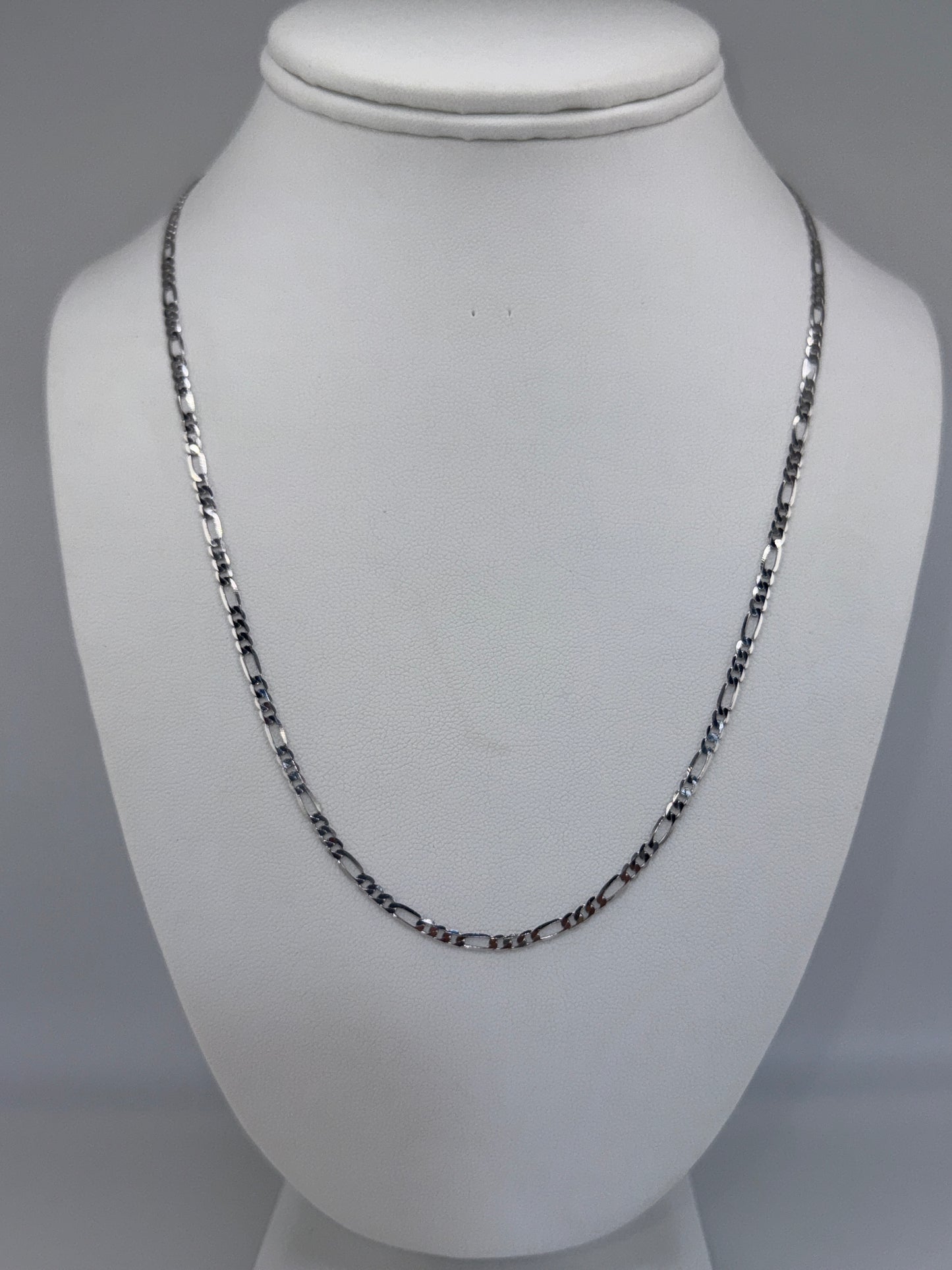 14k white gold Figaro chain | 20 inches