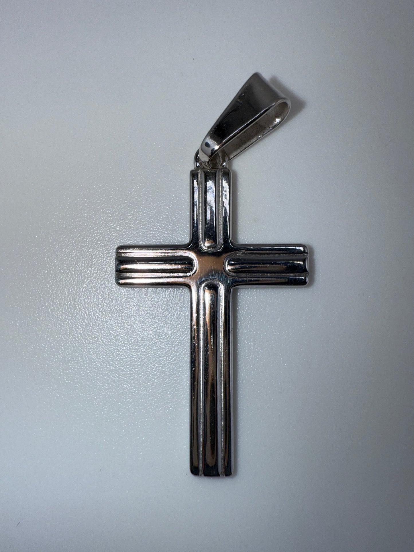 Sterling Silver Lined Cross Pendant