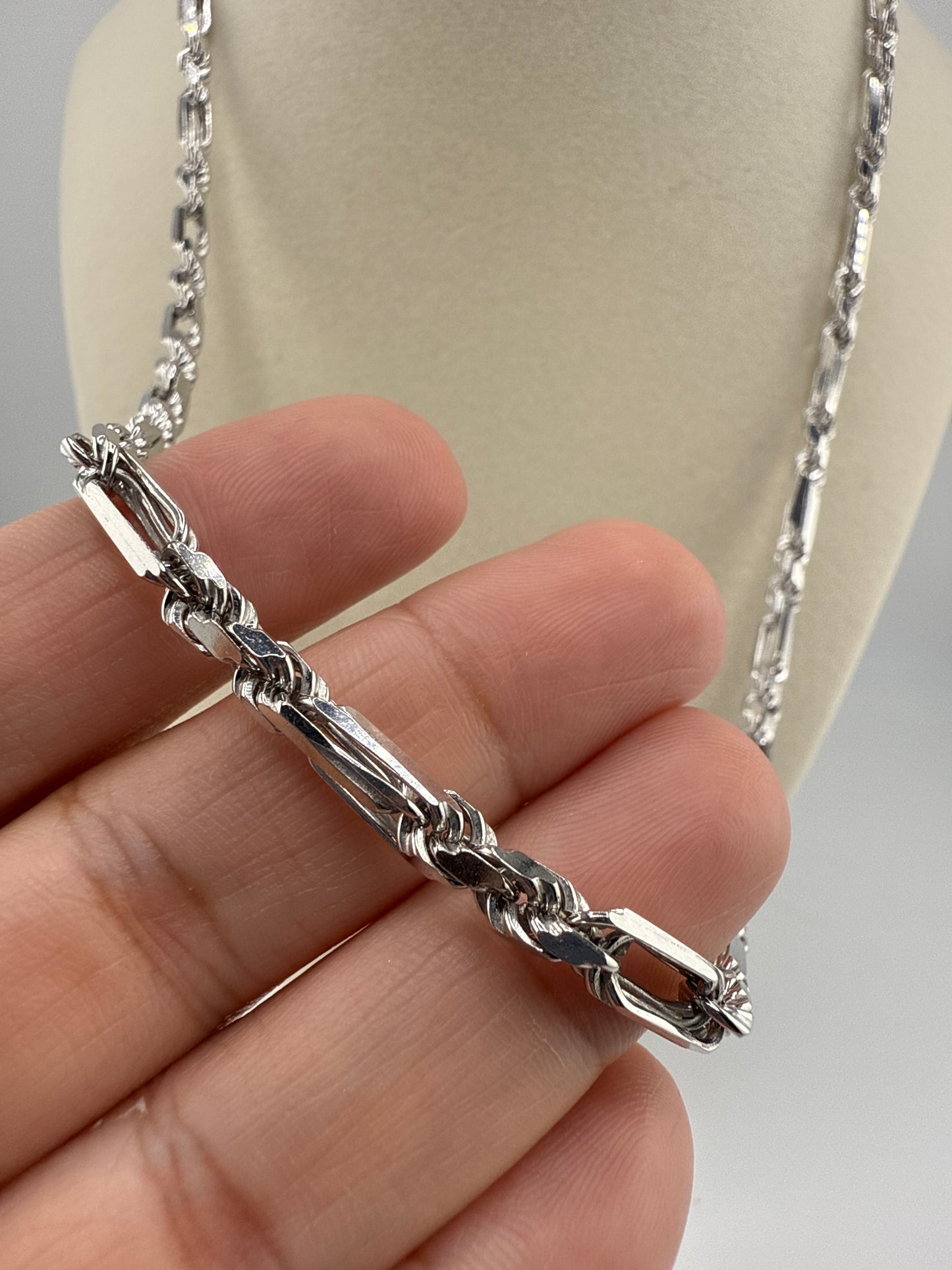 Sterling Silver 22inch 4mm Figarope Chain - Rhodium Plated