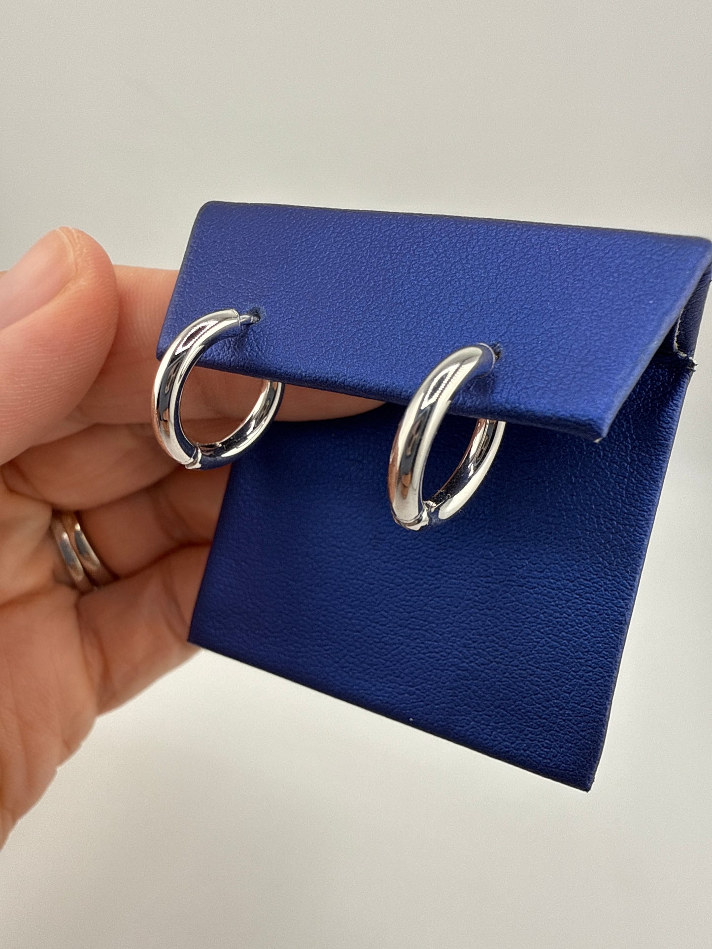 14k white gold huggie earrings | small and simple design