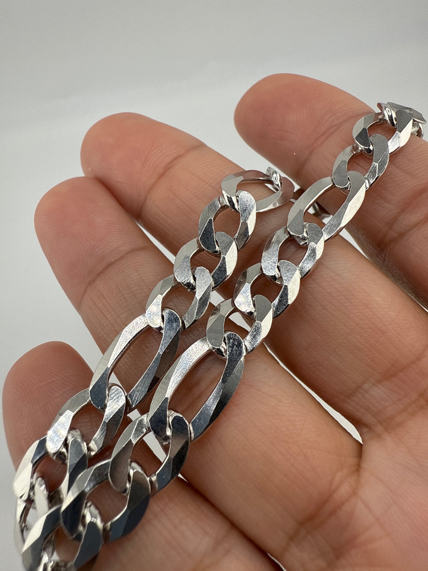 Sterling Silver 8inch7.5mm Figaro Chain Bracelet - Rhodium Plated