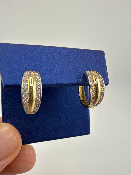 14k yellow gold and zirconia huggies, small and sophisticated