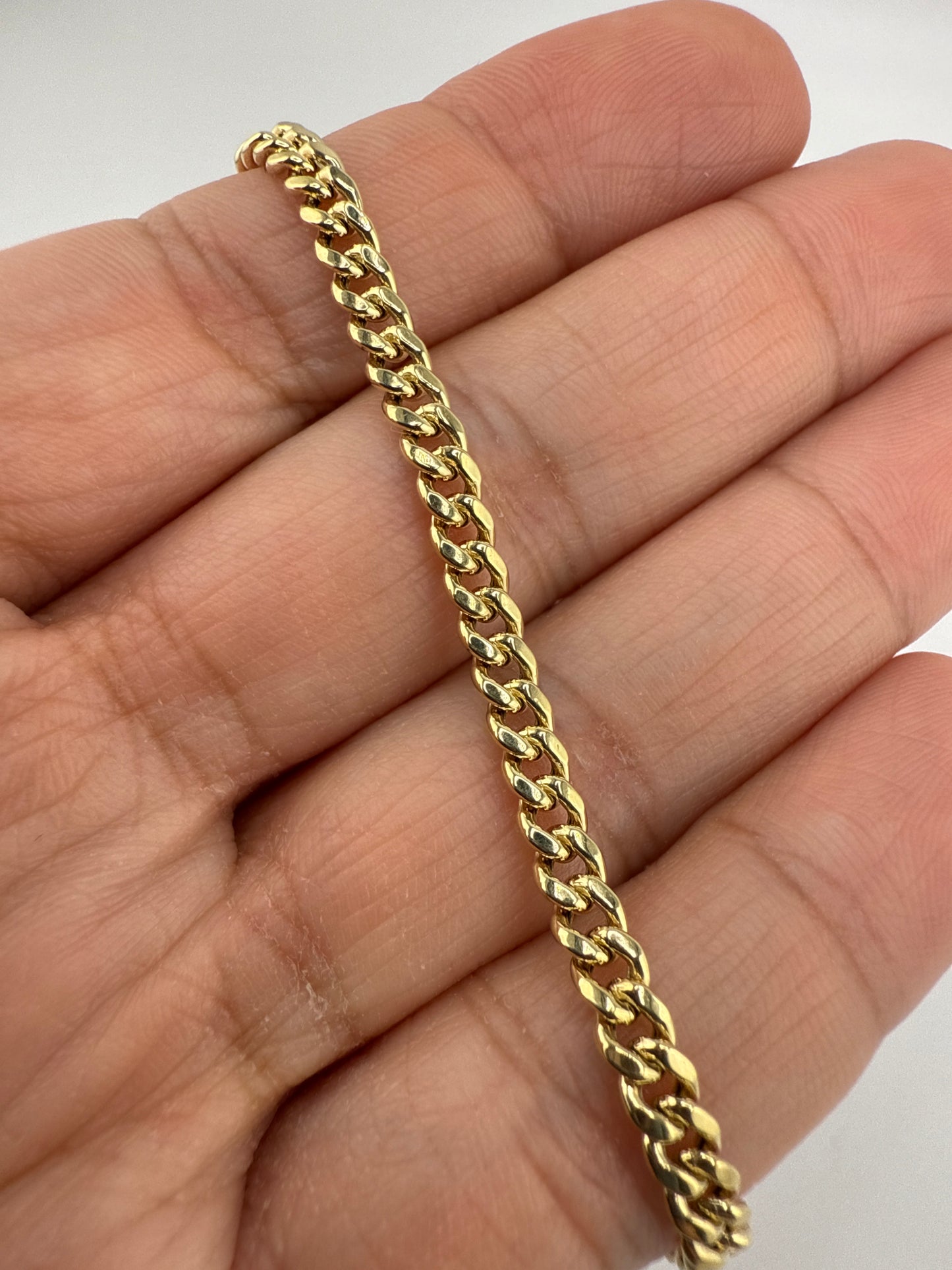 14k gold Cuban link bracelet | 7 inches