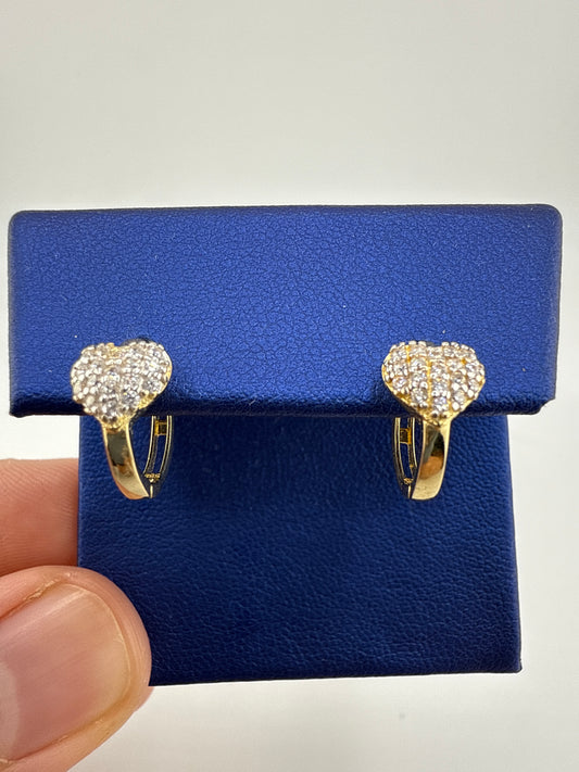 14k yellow gold and zirconia heart huggie earrings