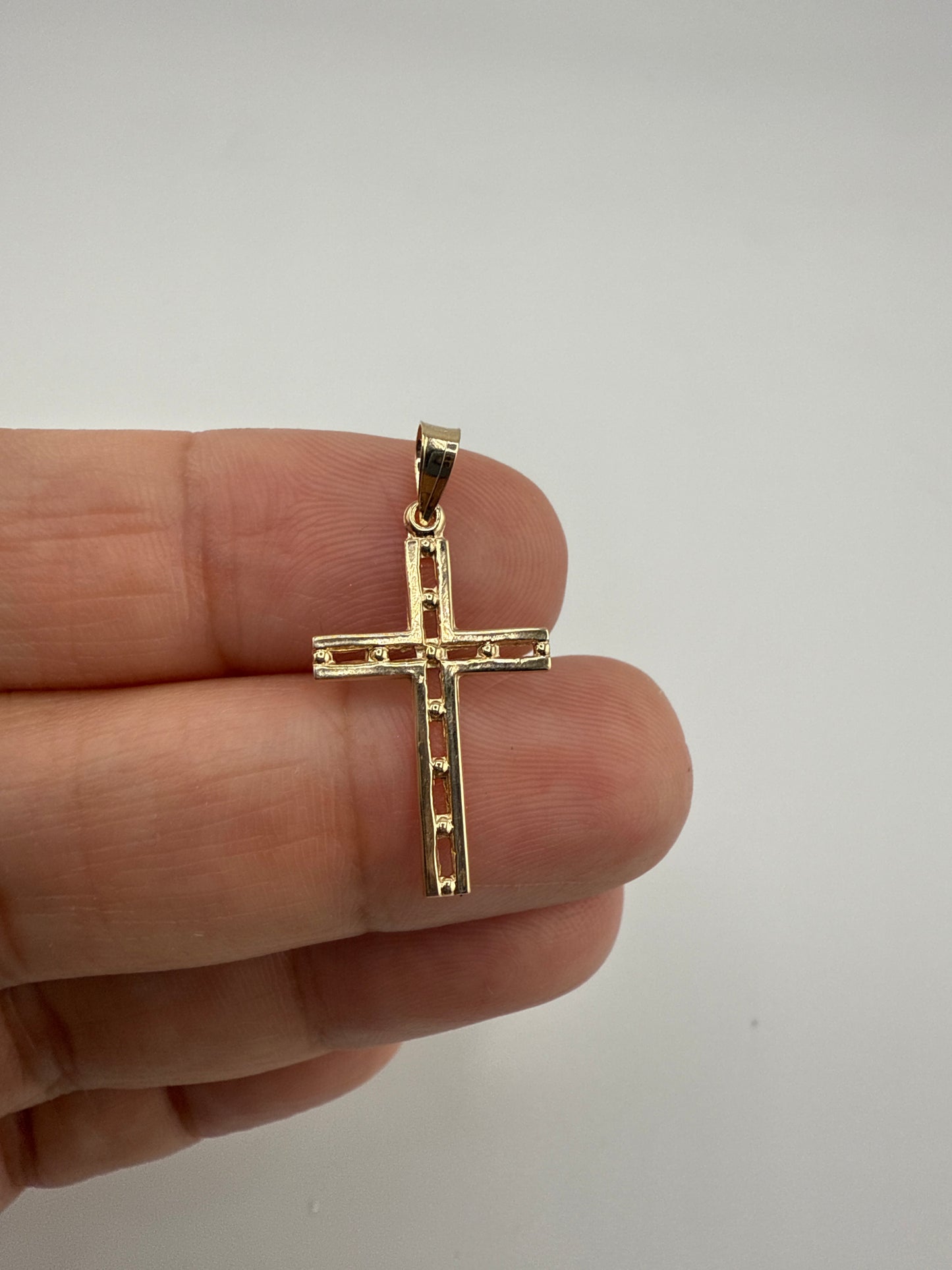14k Gold Polished Solid Cross Pendant
