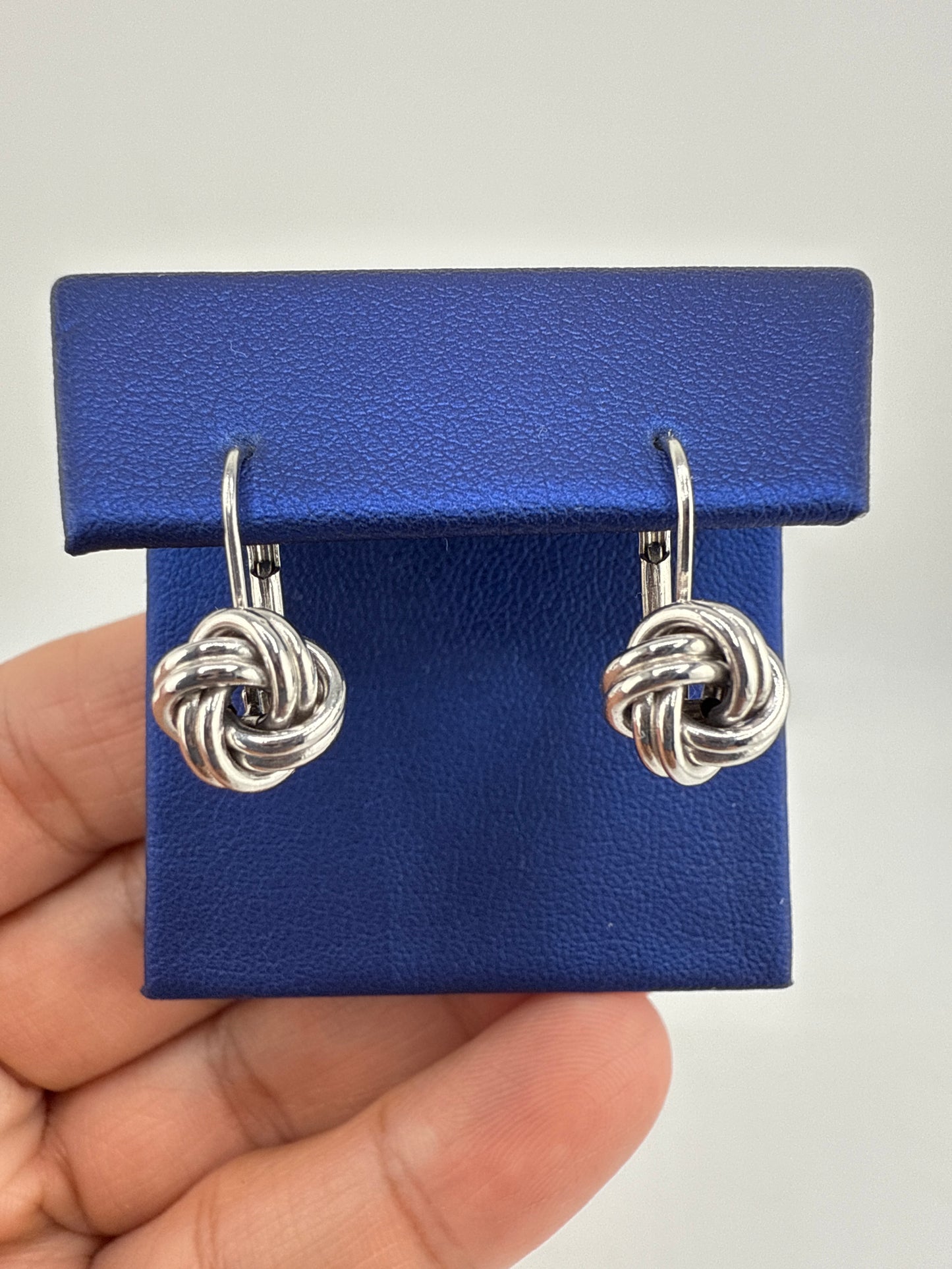14k Gold Knot Huggie Earrings