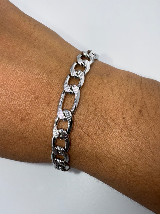 Stainless Steel 8mm Textured Figaro Chain Bracelet