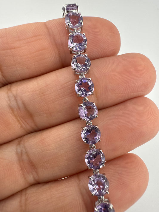 Sterling Silver Four-Prong Amethyst Bracelet