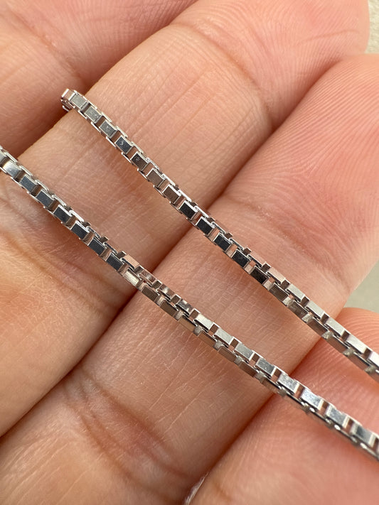 14k White Gold Box Chain, 18inches