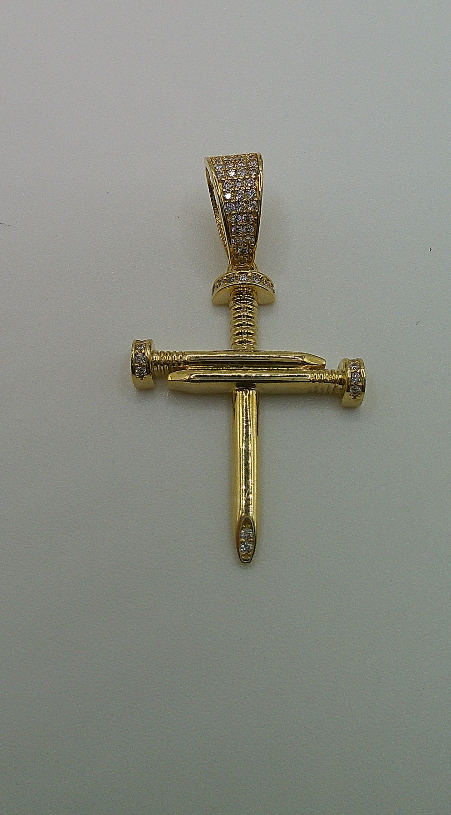 14k gold cross pendant | crucifix | zirconia | 3.9g