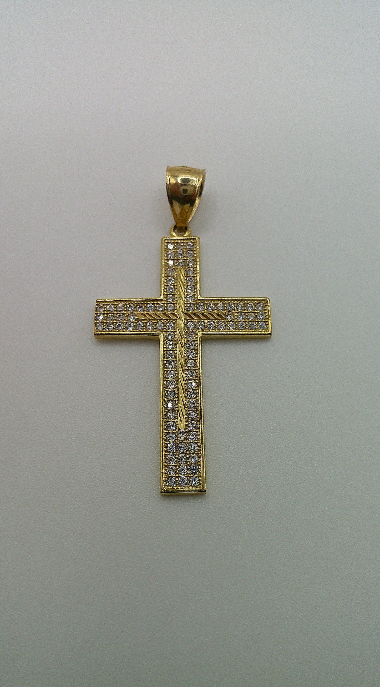 14k gold cross pendant | crucifix | zirconia | 3.5g