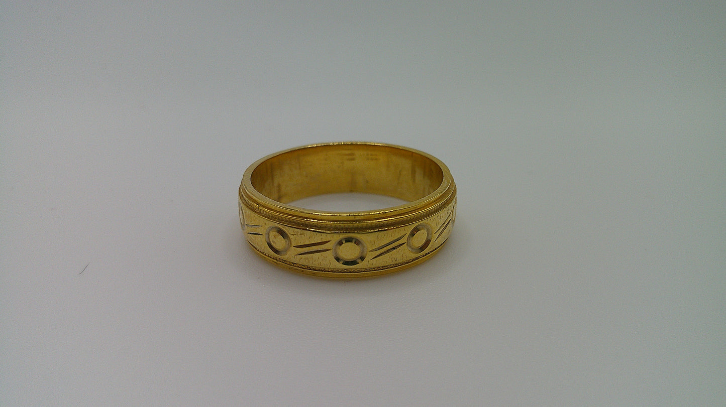 14k gold ring band | fancy carved milgrain | size 8