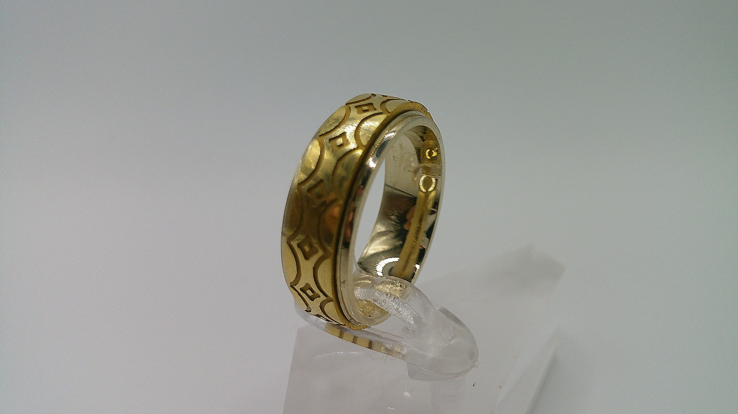 14k gold ring band | two-toned | fancy carved | spinner band |size 7