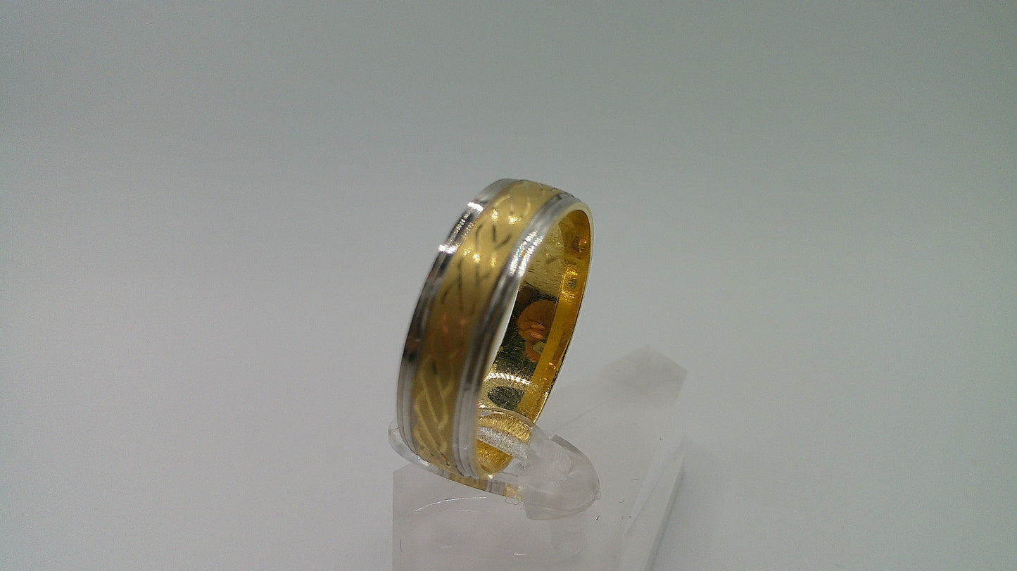 14k gold ring band | two-toned | granulated matte | size 13.25