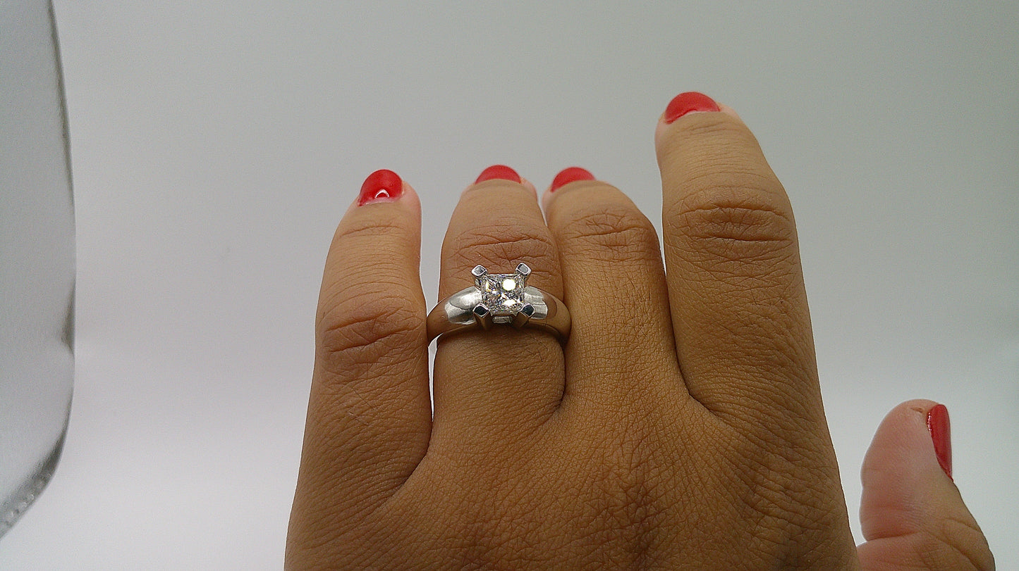 14k white gold Diamond engagement ring | Solitaire | 1.01 carat | Rectangular Modified Brilliant | size 6.25