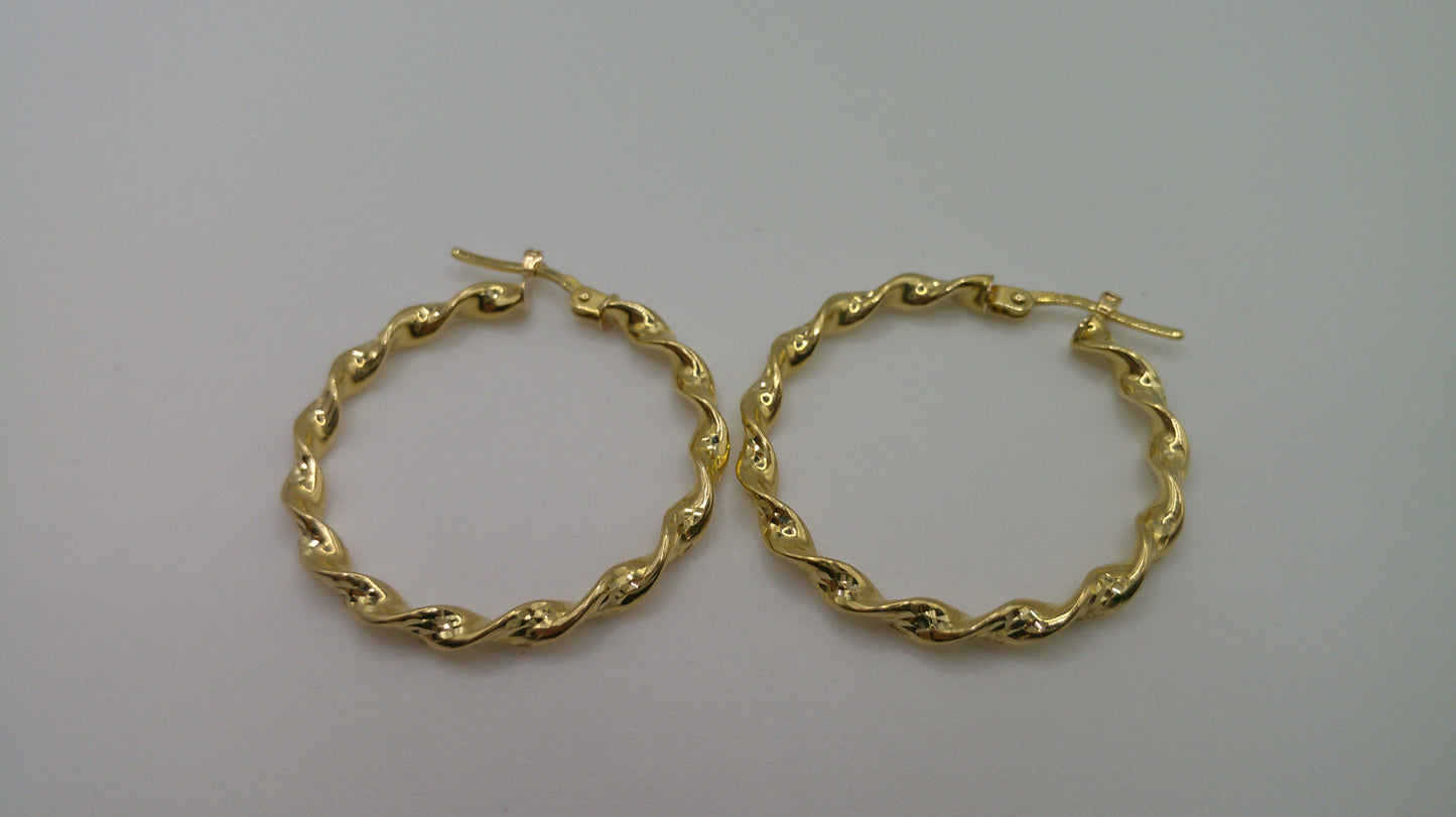 14k yellow gold twist hoop | 1 inch wide