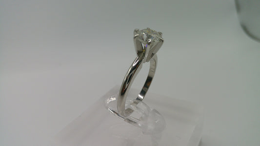 14k white gold Diamond engagement ring | Solitaire | 0.97 carat | Round Brilliant | 5.75 ring size