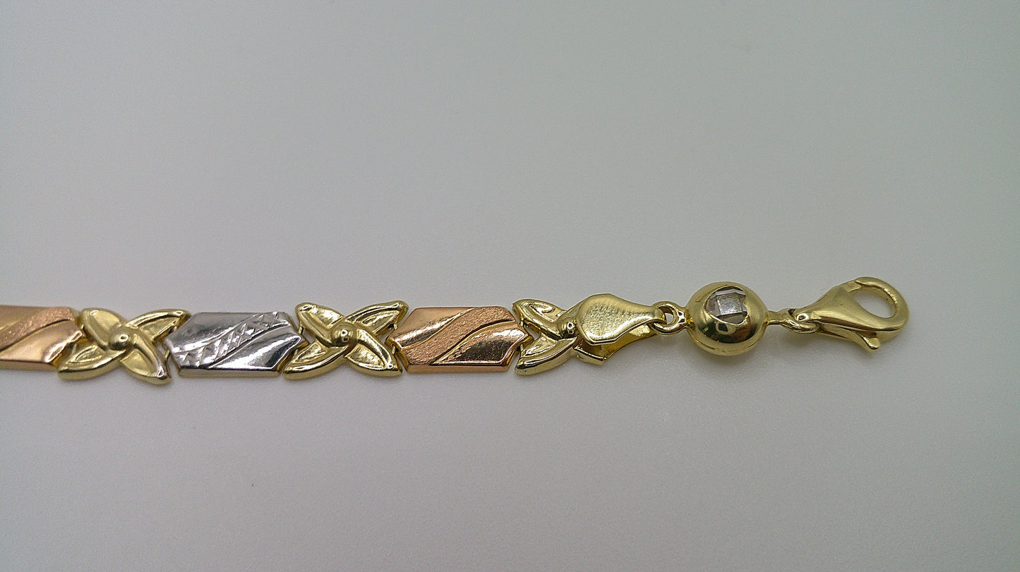 14k gold tri-color XO bracelet | rose gold, yellow gold, white gold | fancy design | 7.25 inches