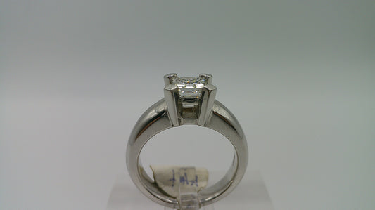 14k white gold Diamond engagement ring | Solitaire | 1.01 carat | Rectangular Modified Brilliant | size 6.25
