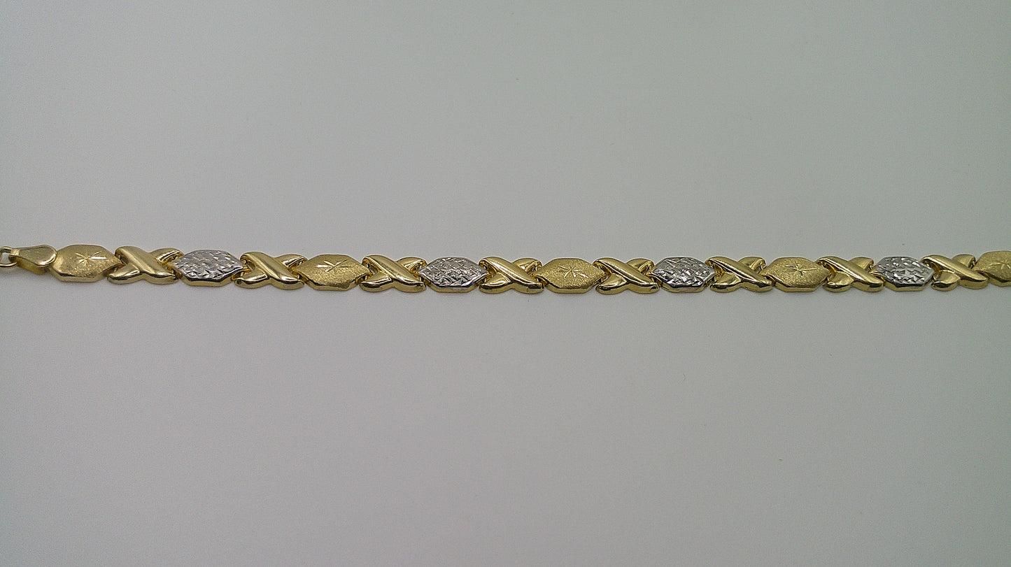 14k gold two-toned XO bracelet | star center design | yellow gold, white gold | 7 inches