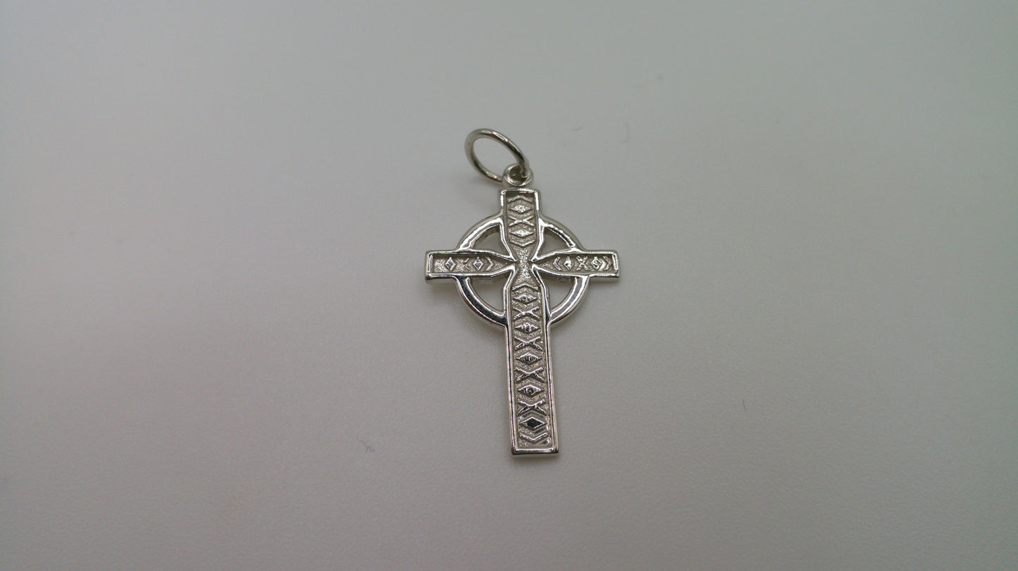 14k white gold cross pendant | crucifix | 1.1g