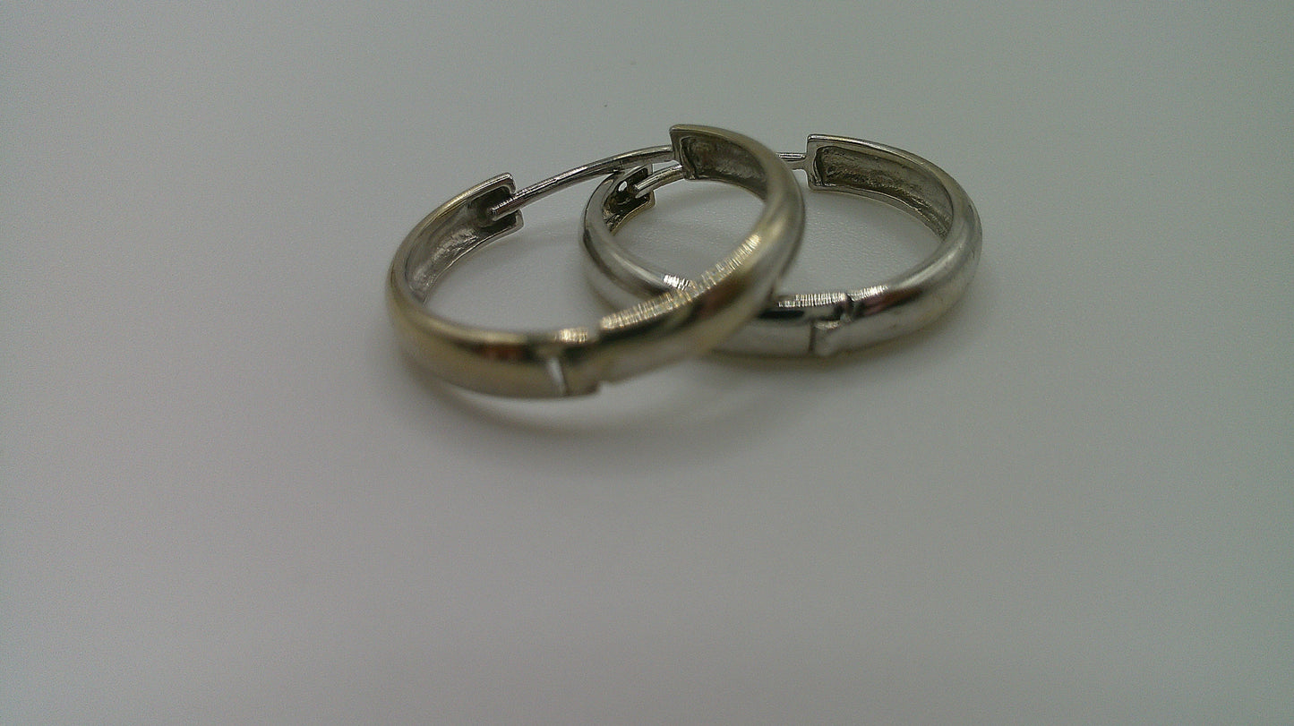 14k white gold | Endless hoop earring | 2mm | 0.5 inch wide
