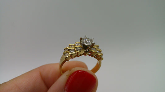 14k yellow gold Diamond engagement ring | 1.0 carat | size 7
