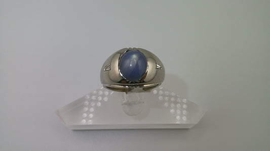 14k white gold ring | moonstone | size 9.5