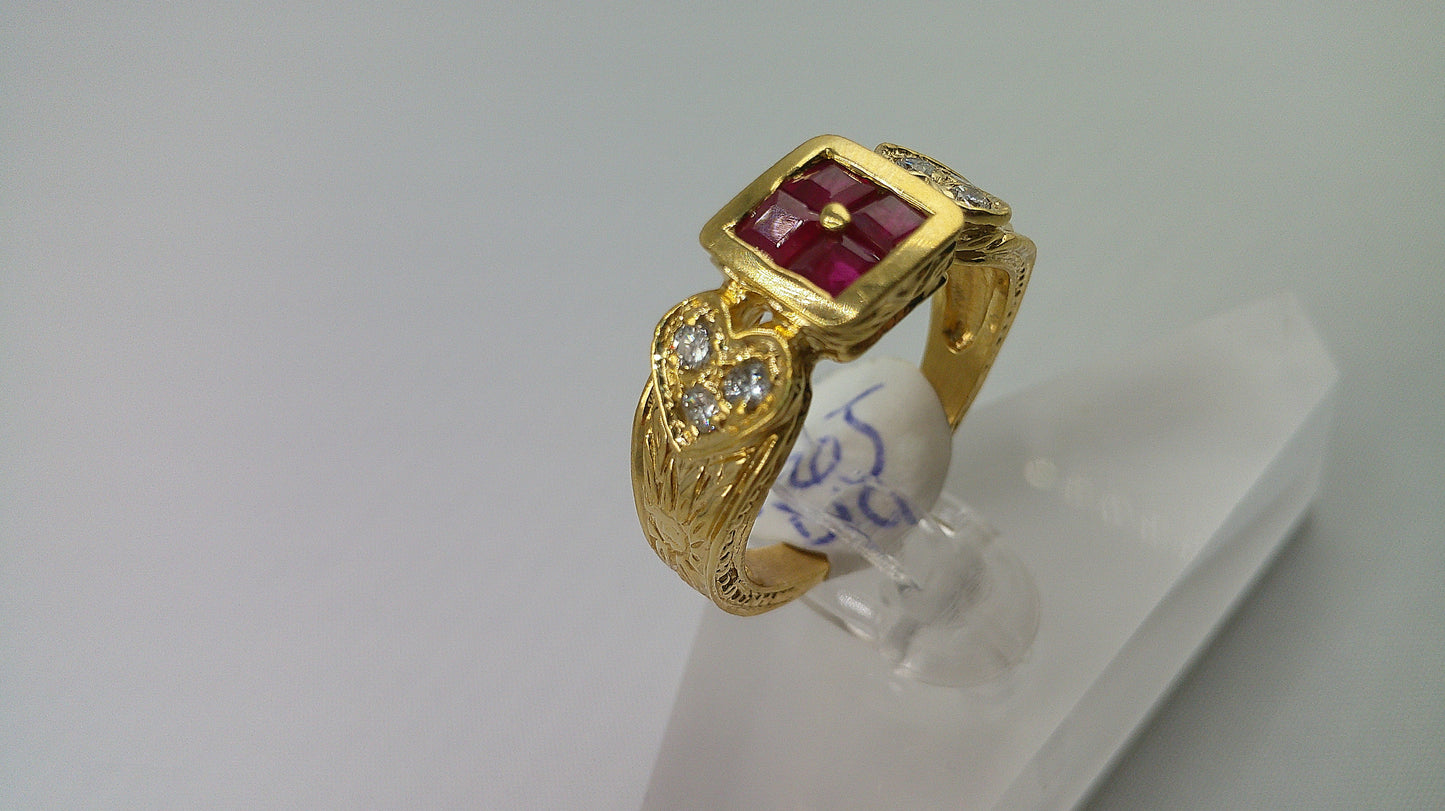 14k gold ring with ruby and 0.25 carat diamond | size 7.5
