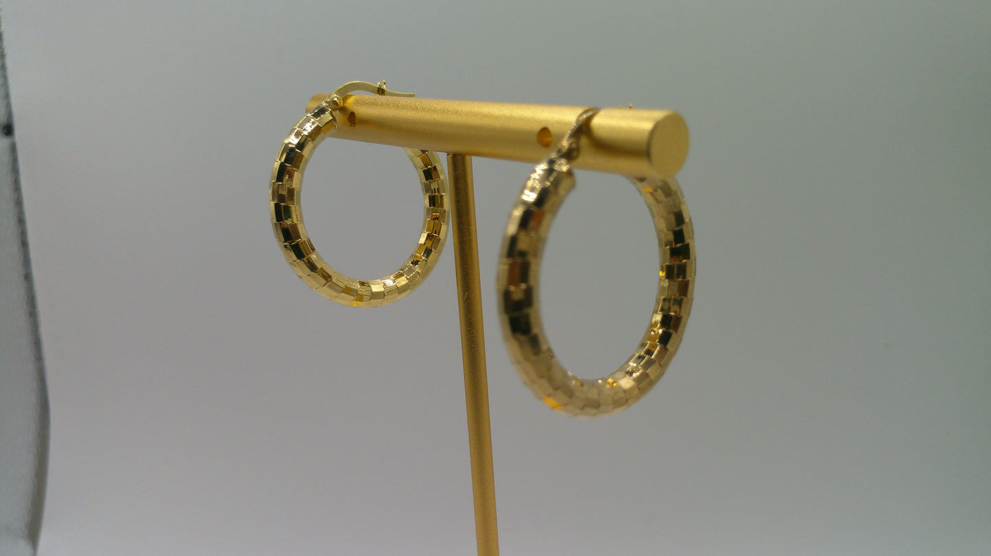 14k yellow gold | diamond cut disco hoop | 2.5mm | 1 inch wide