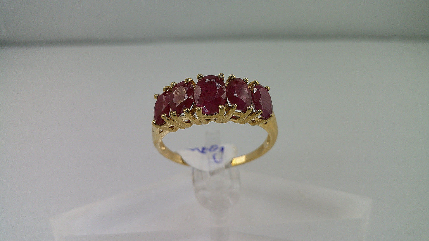 14k gold ring with five rubies | size 10