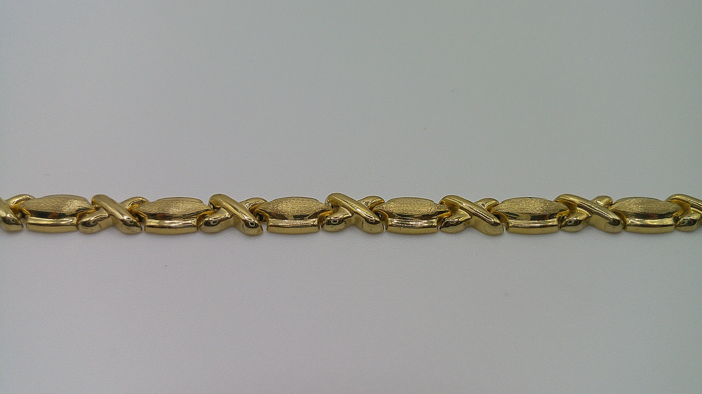 14k gold XO bracelet | 7.25 inches