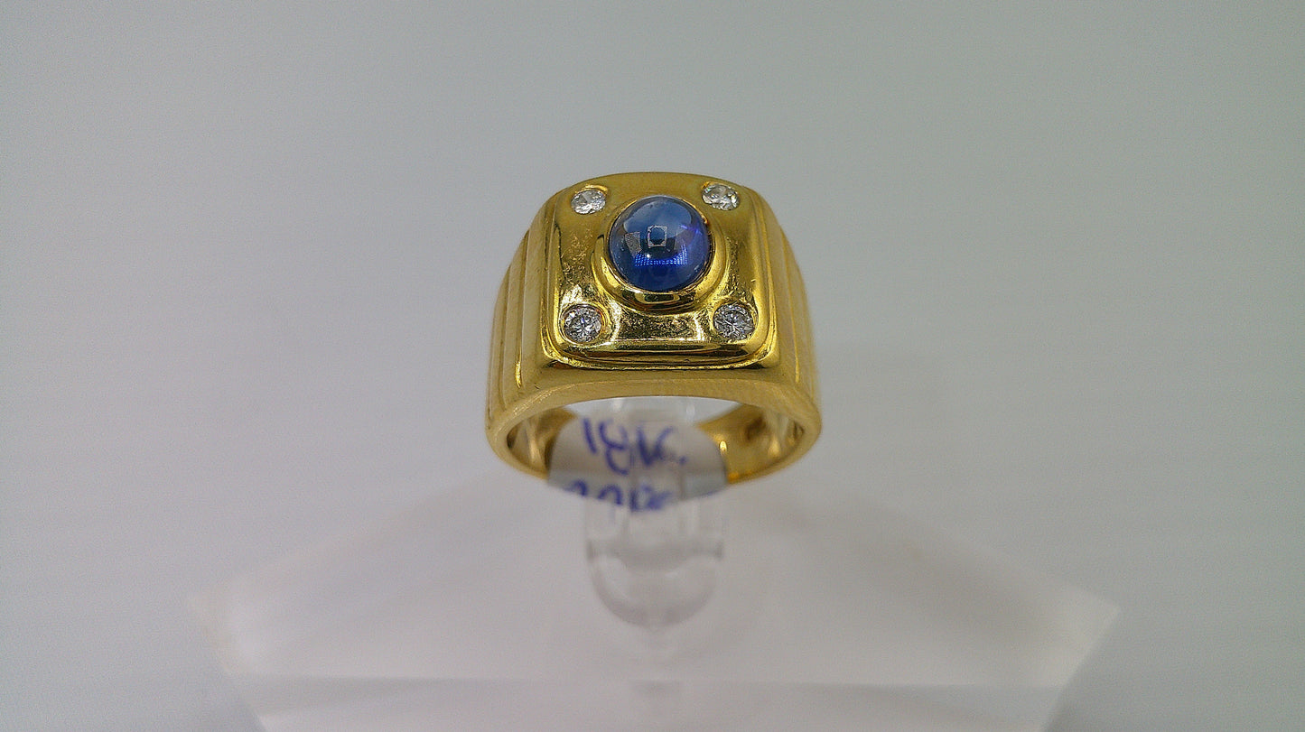 18k gold ring with 4 small diamonds and moonstone | size 6.5