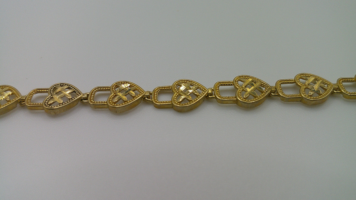 14k gold heart link bracelet | 6.5 inches