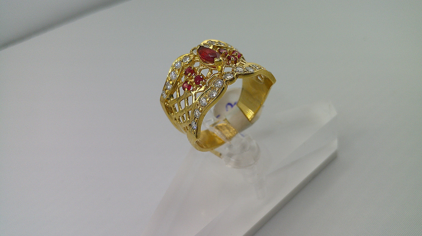 14k gold ring with diamonds and rubies | .40 carat | size 8.75