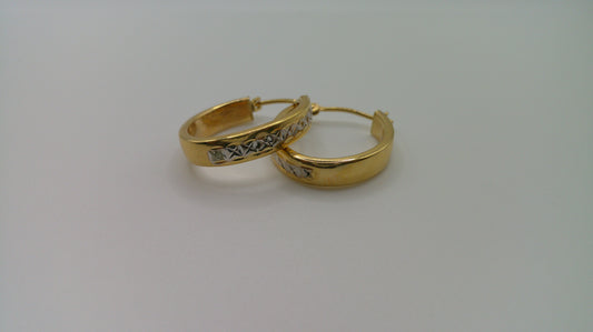 14k two-toned gold | diamond cut | oval hoop