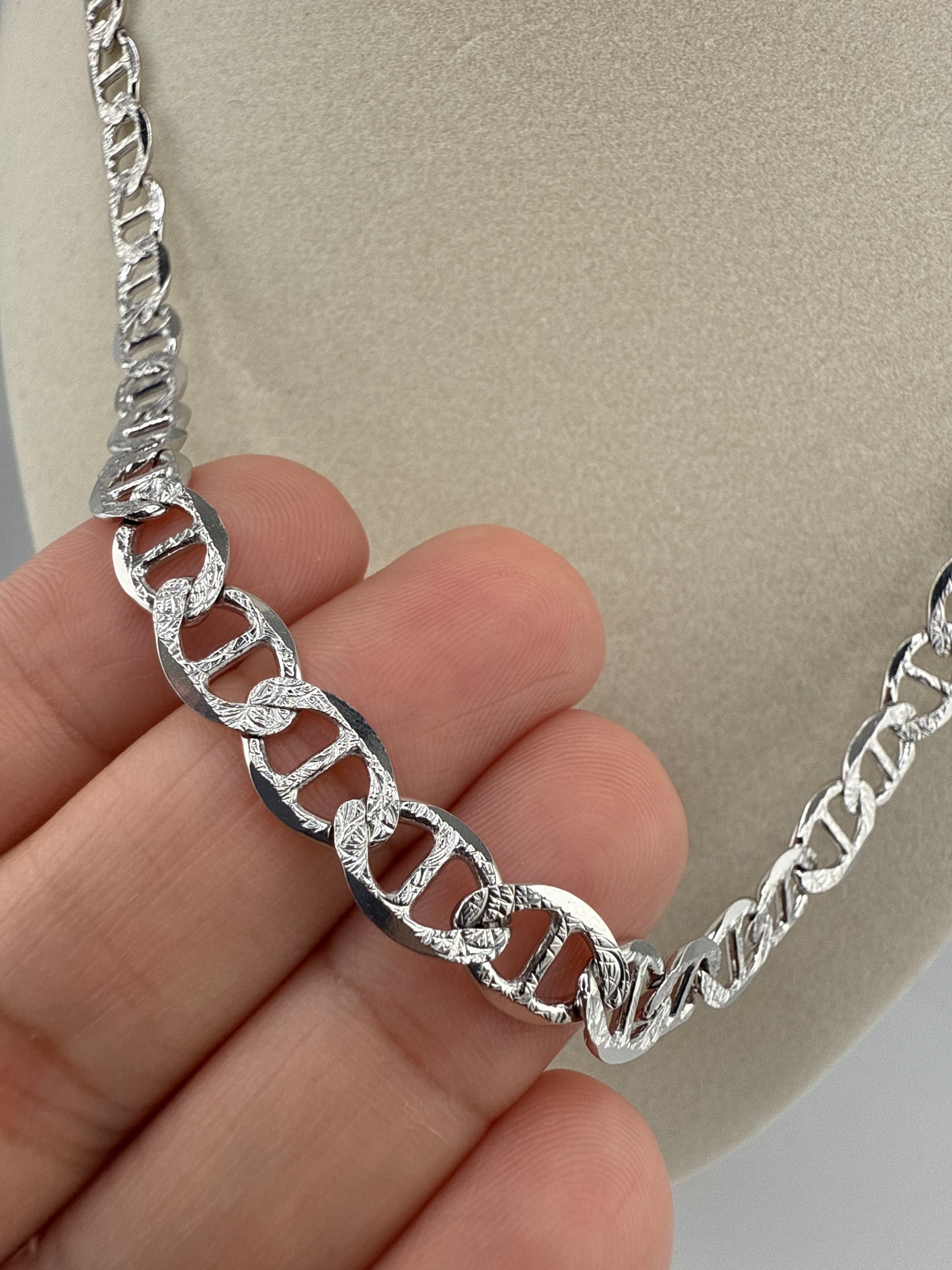 Sterling Silver 20inch 7mm Pave Marina Chain - Rhodium Plated