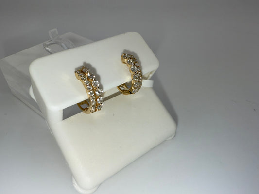 14k gold diamond huggie earrings | 0.57 ct diamond