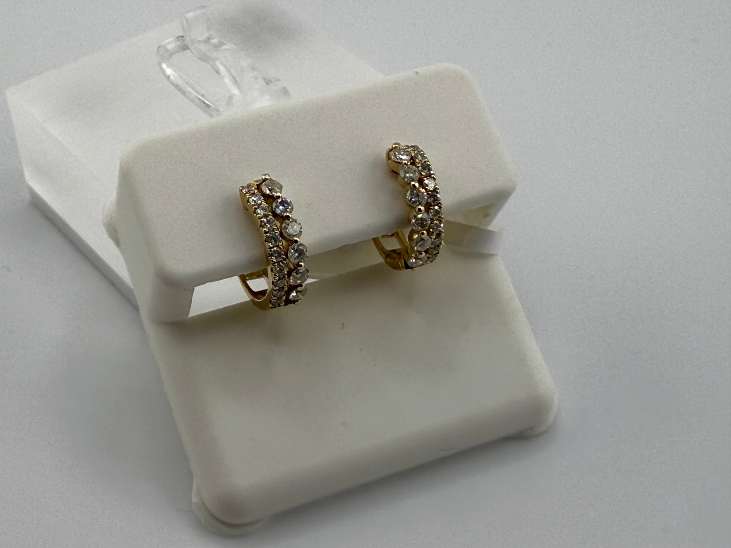 14k gold diamond huggie earrings | 0.57 ct diamond