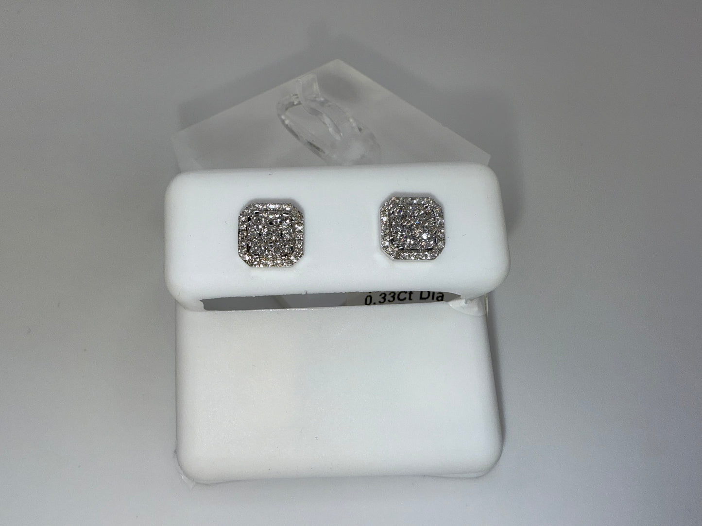 14k gold diamond earrings | 0.33 ct diamonds | screwback