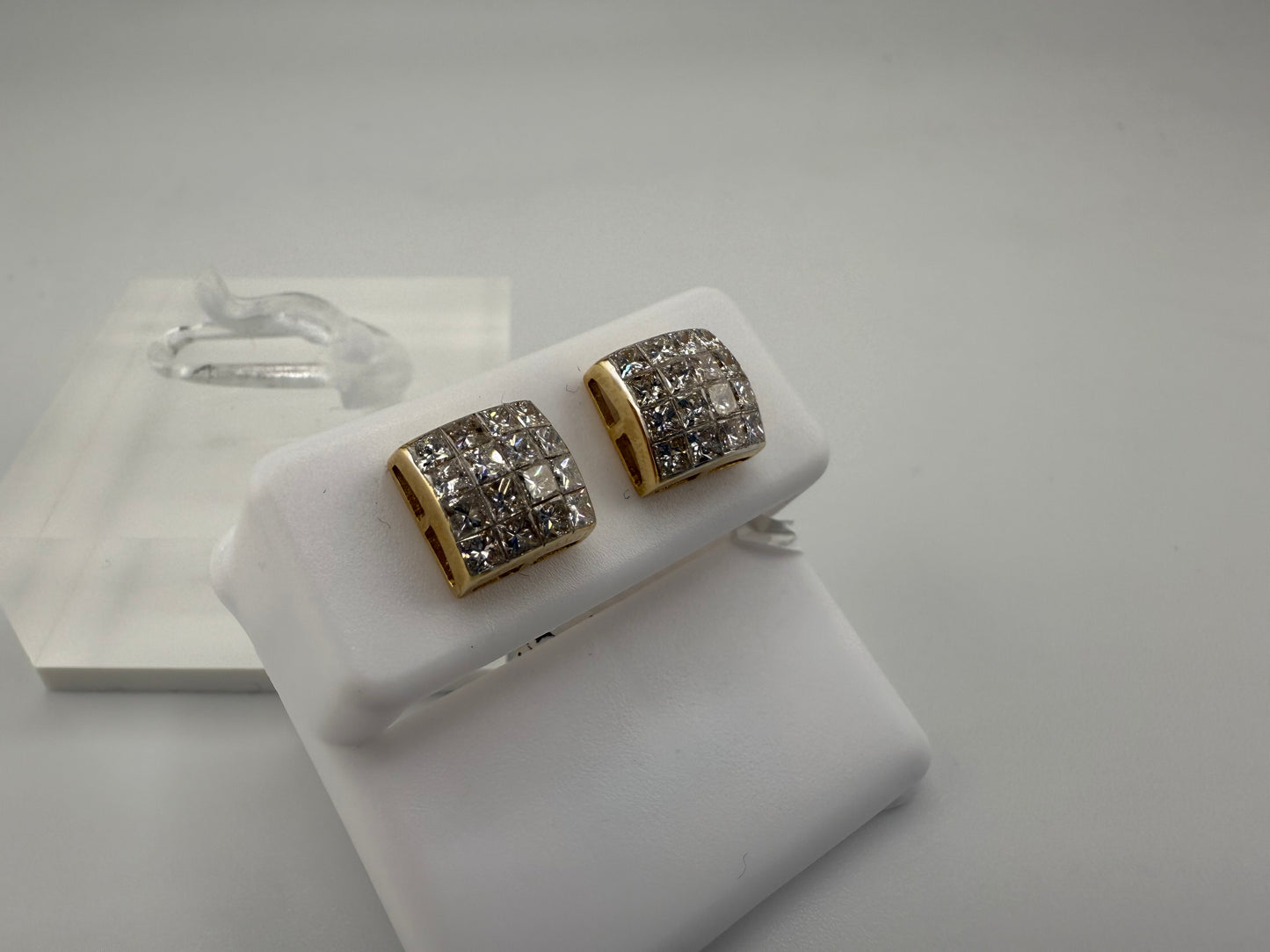 14k gold diamond earrings | 1.50 ct diamonds | screwback